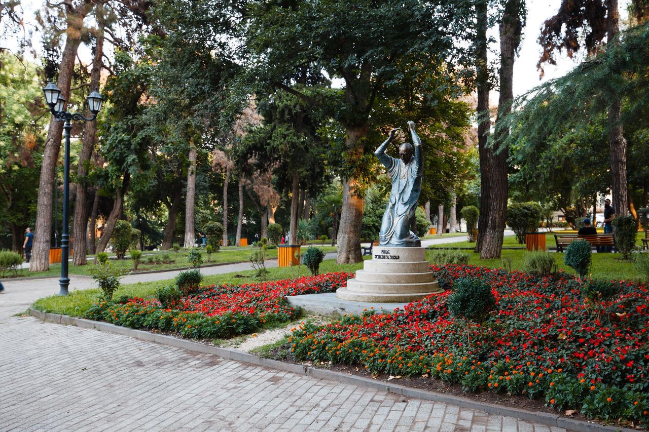 Garden Side Tbilisi Hotel Kültér fotó